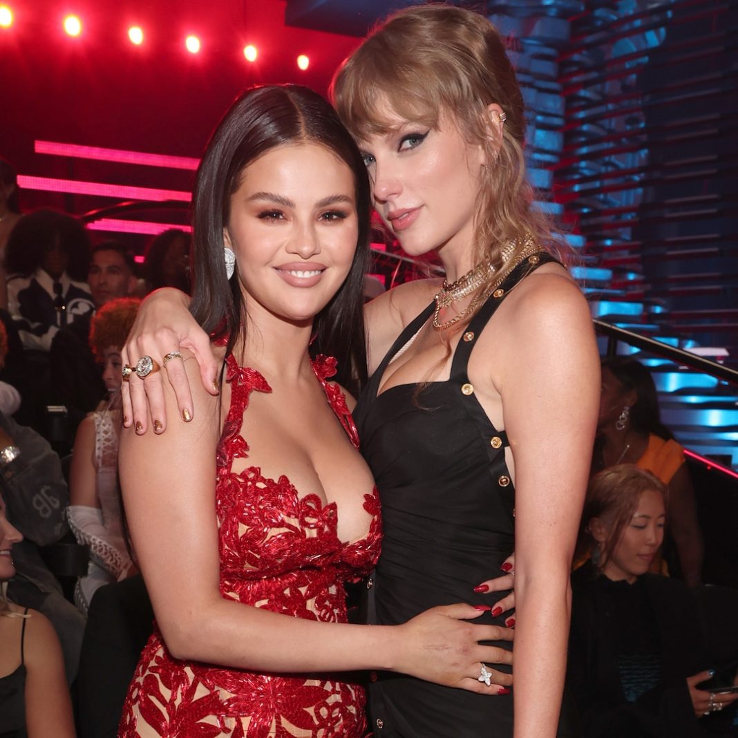selena-gomez-and-taylor-swift-appear-in-adorable-new-bff-selfies